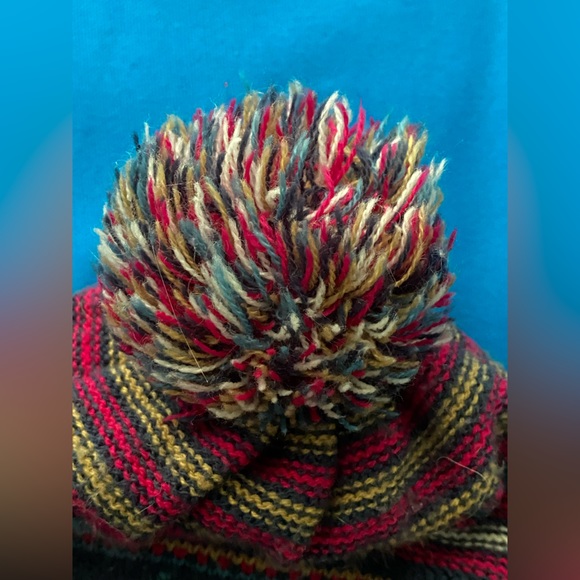 Burton knit hat - Picture 5 of 6